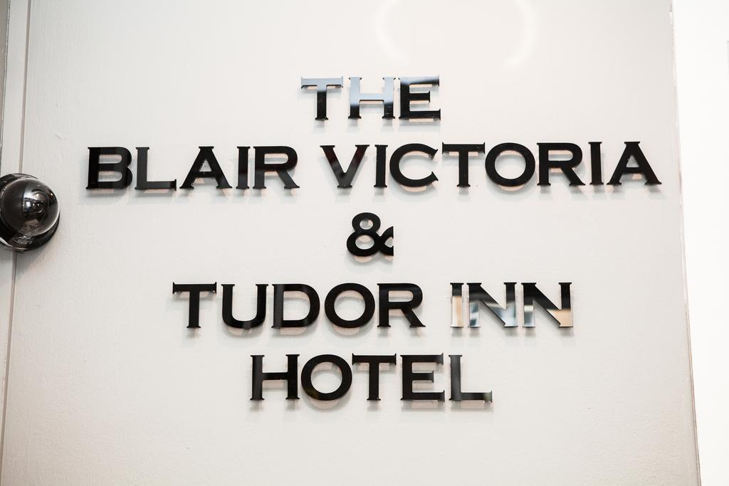 The Tudor Inn Hotel Londra Exterior foto