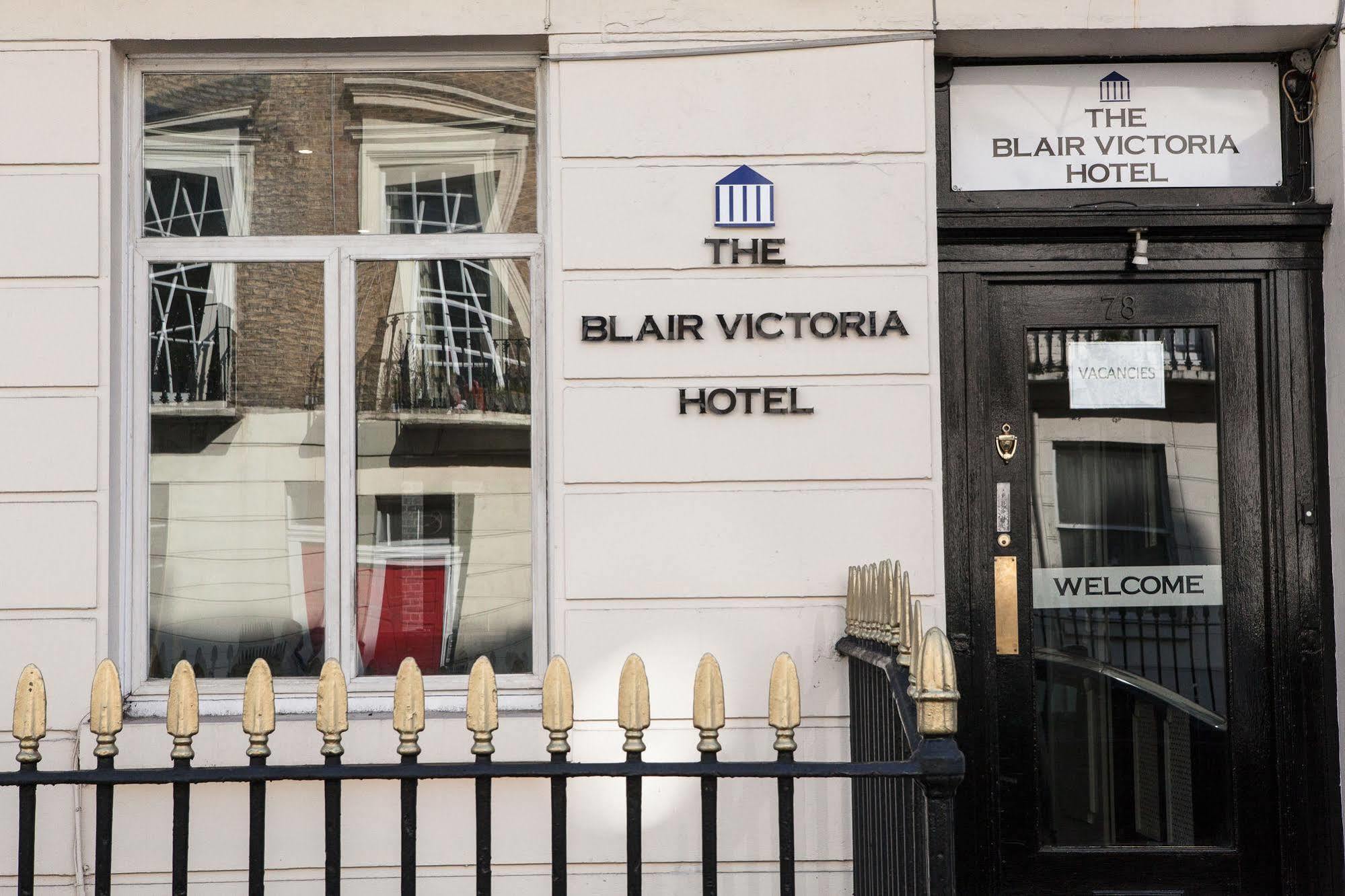 The Tudor Inn Hotel Londra Exterior foto